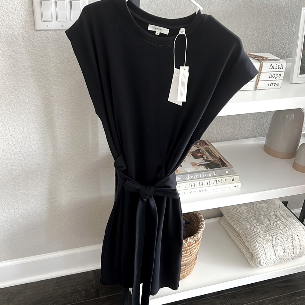 Vince blue/black belted dress